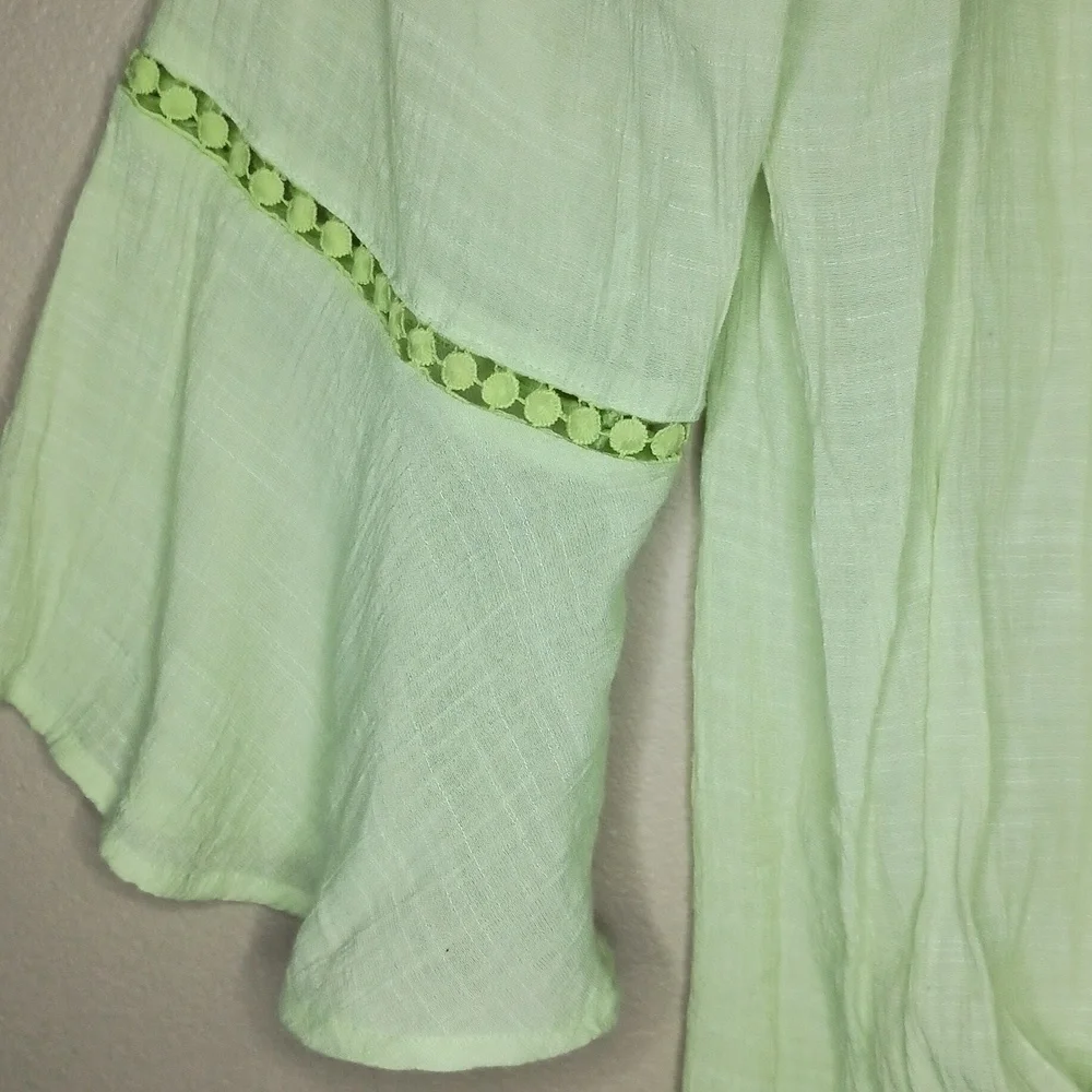 Ruby Rd. Top - Picture 2 of 6